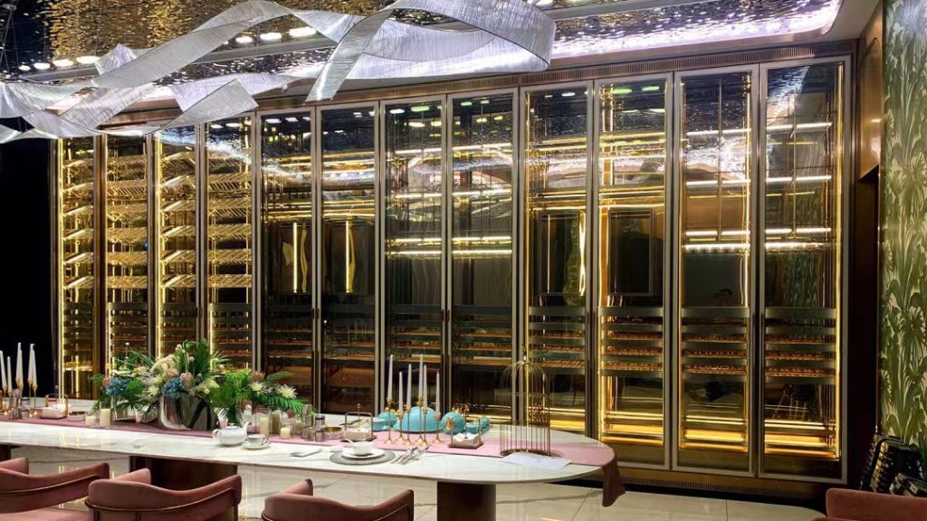 wine cabinet